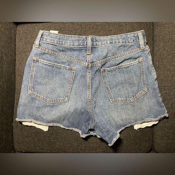 Old Navy Jean Shorts - Picture 5 of 5